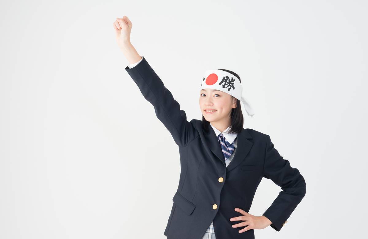 高校生の冬期講習ってなにをするの?コースの特徴や費用の相場を解説