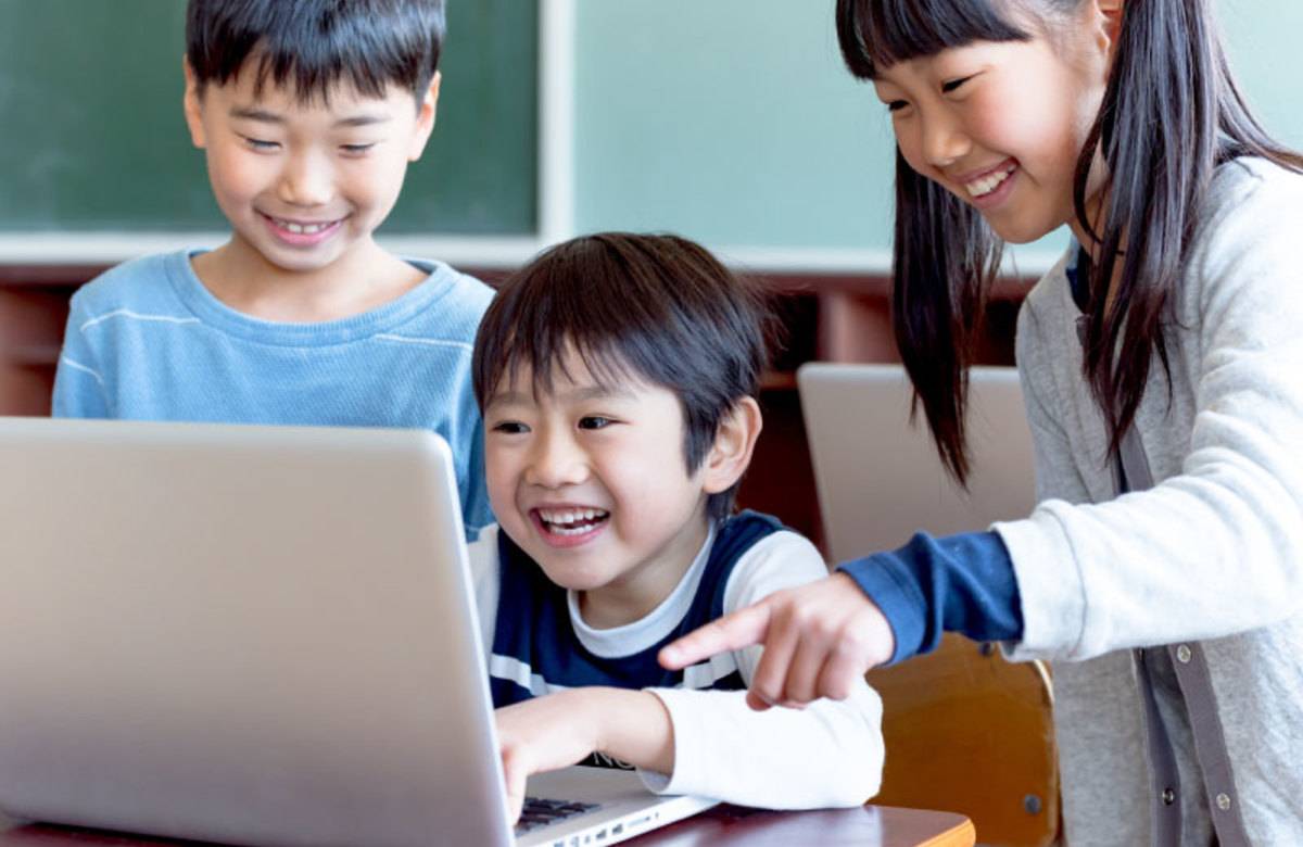 年度から小学校で プログラミング教育 が必修化 その内容とは 小学生 中学生 高校生の塾選びをサポート 塾シル